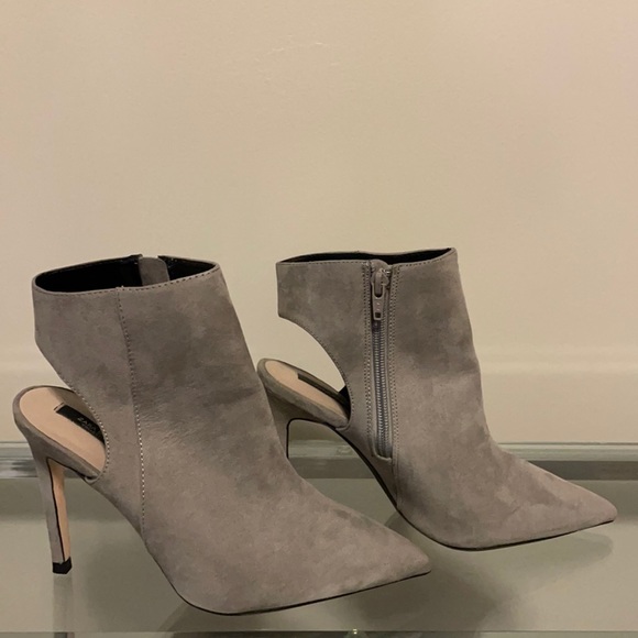 Zara gray suede booties - Picture 1 of 5